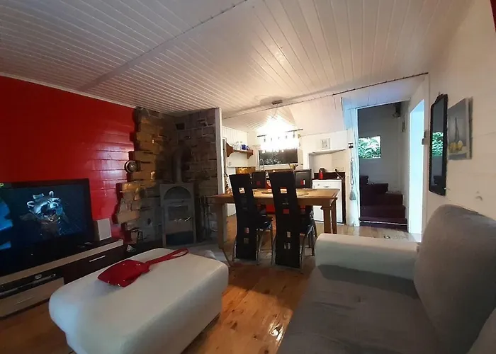 Romantic Eco Holiday Feriehus Hradišťko